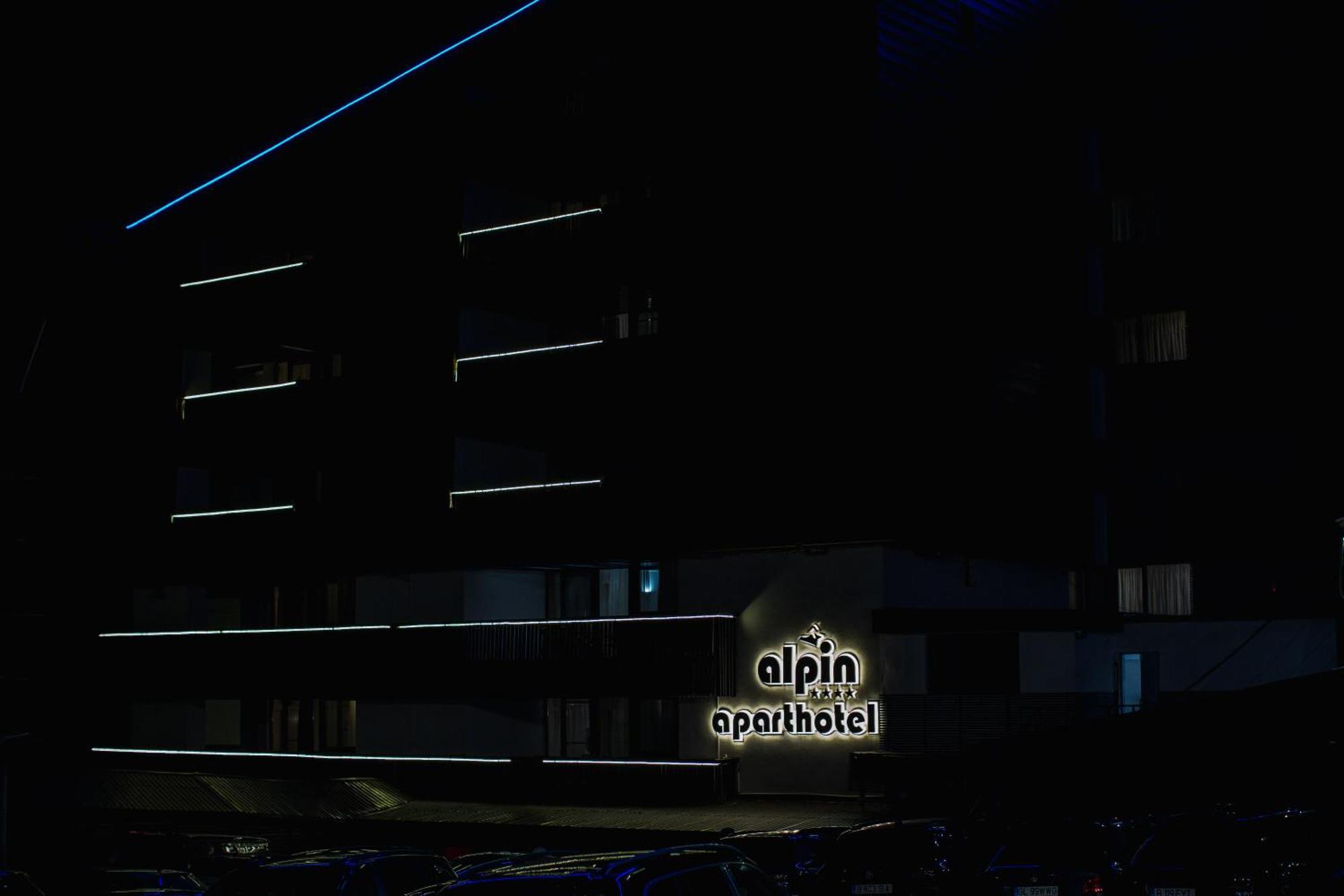 Alpin Resort Hotel Пояна-Брашов Экстерьер фото